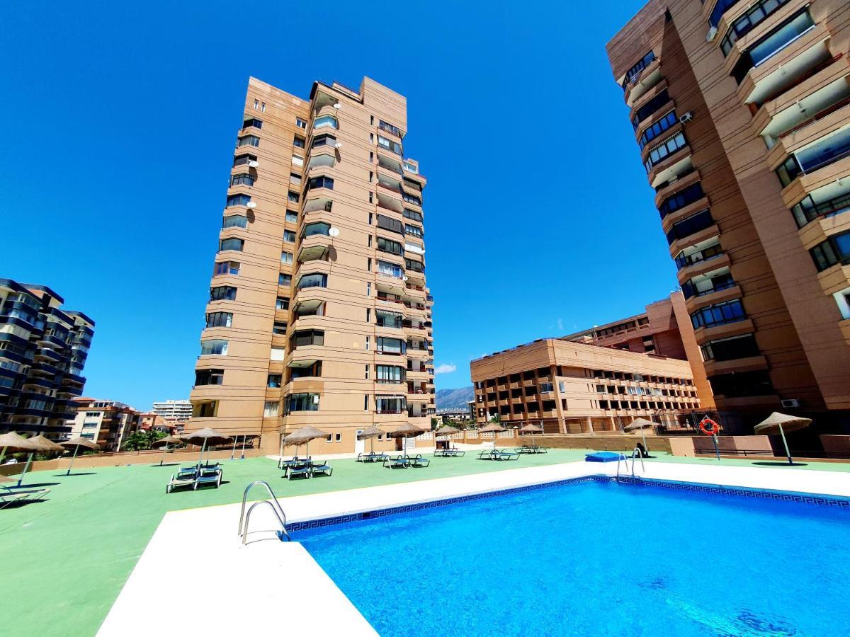 Marina View Apartment Fuengirola Dış mekan fotoğraf